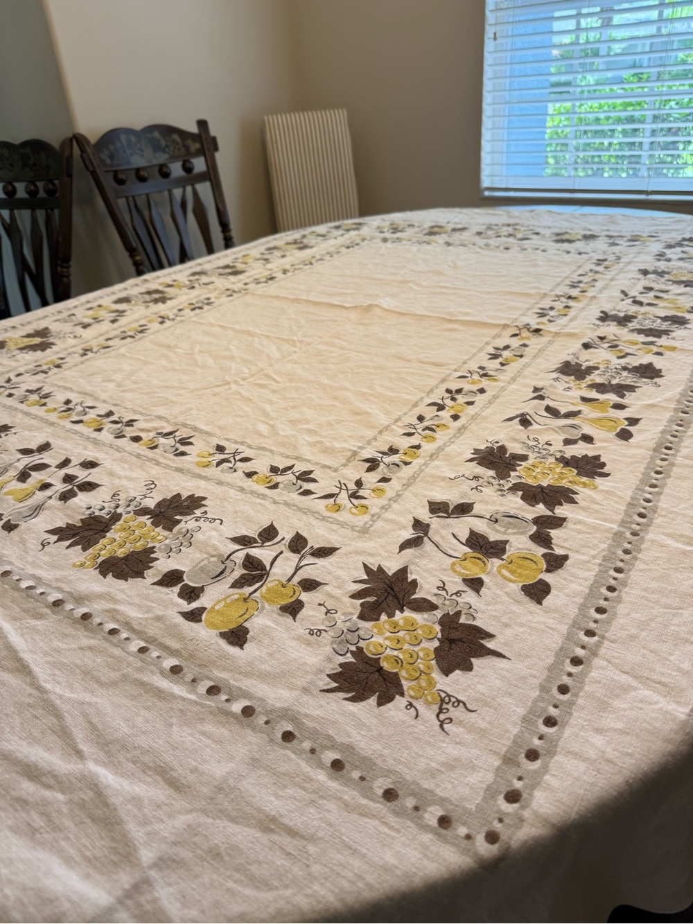 Vintage Mid-Century Linen Tablecloth Fruit Pattern 56” x 70”